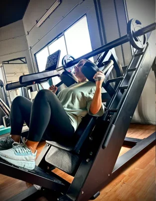 {{brizy_dc_image_alt imageSrc=